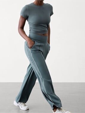 Athleta Venice High Rise Track Stripe Wide Leg Pant Granite Blue Med Petite NWT
